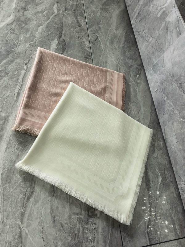 Dior scarf 140X140cm E070702